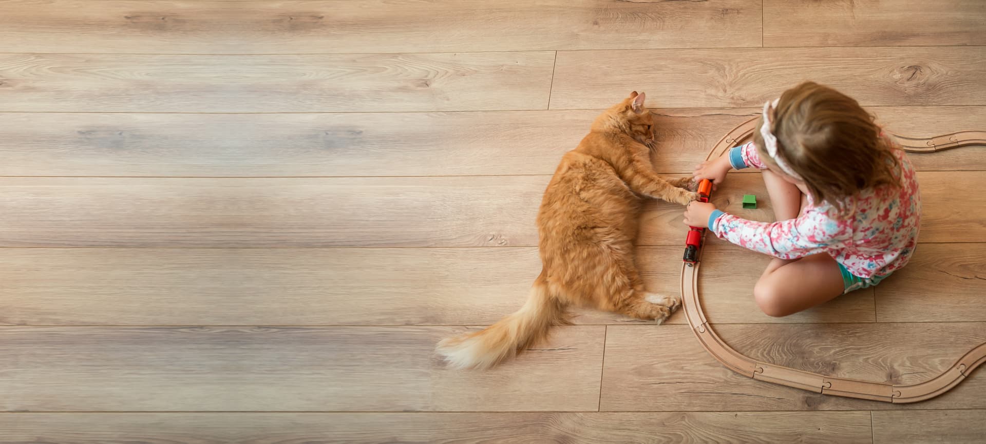 Apuesta por un suelo o tarima de madera en Pontevedra